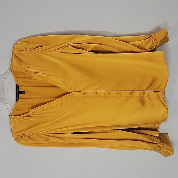 White House Black Market Tops - White House Black Market Puff Sleeve Satin Blouse in Liquid Gold size Medium